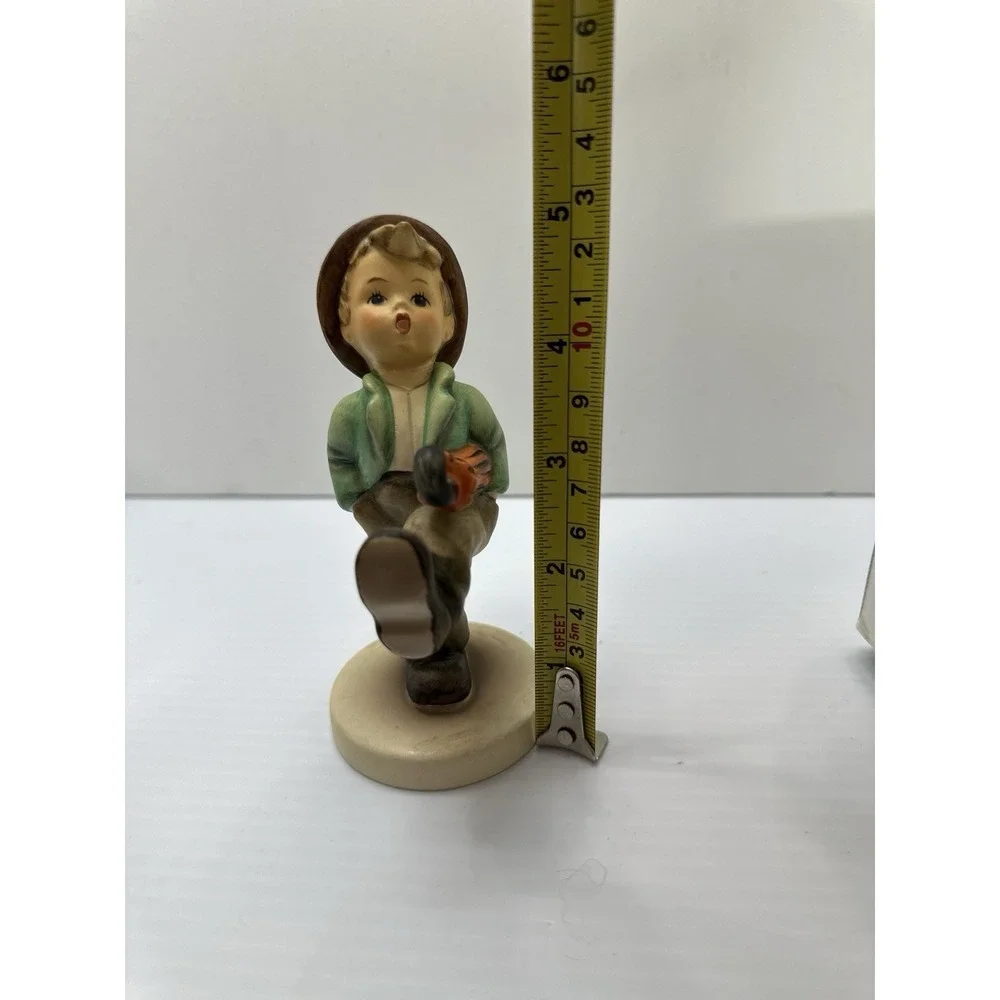 Goebel Hummel Happy Traveler Figurine 109/0 W Germany Vintage 5